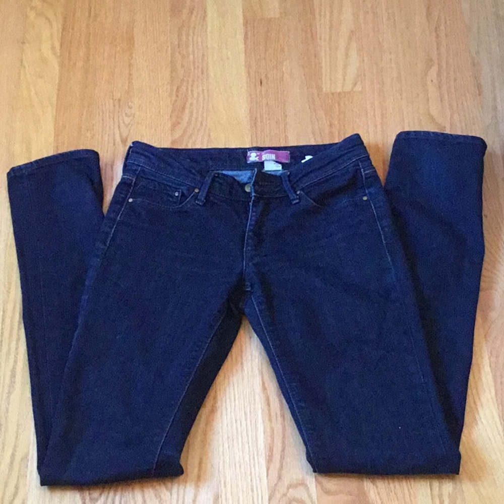 Dark wash  jeans